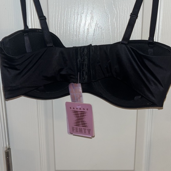 COPY - Savage Fenty black push up bra w/ removable straps. - Picture 2 of 5
